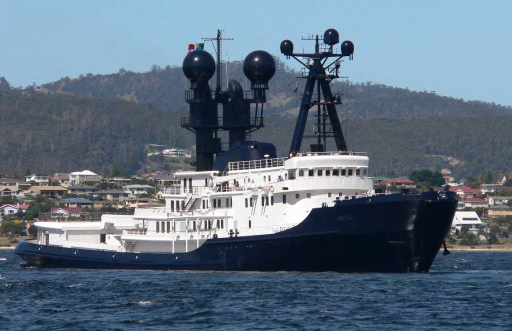 who owns arctic p yacht